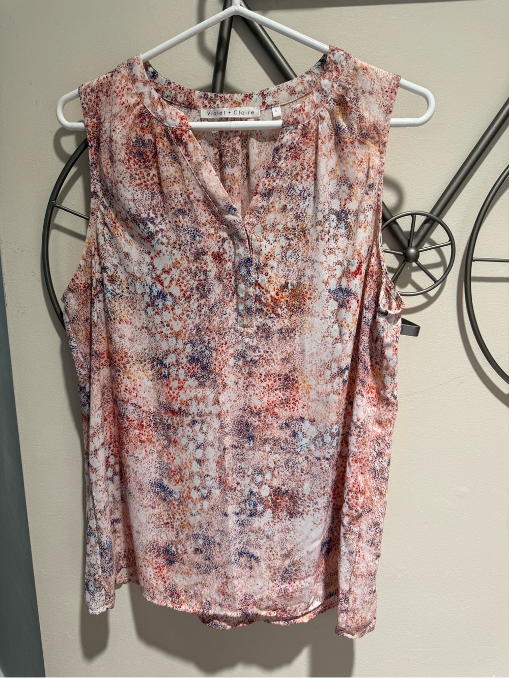 Violet & Claire Pink Multi-Color Sleeveless Blouse